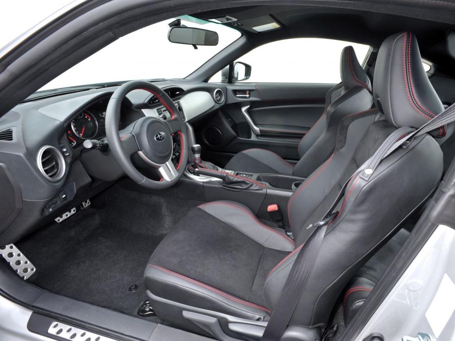  Subaru BRZ Aero Package 2012 года  (EU) (фото 6 из 30)
